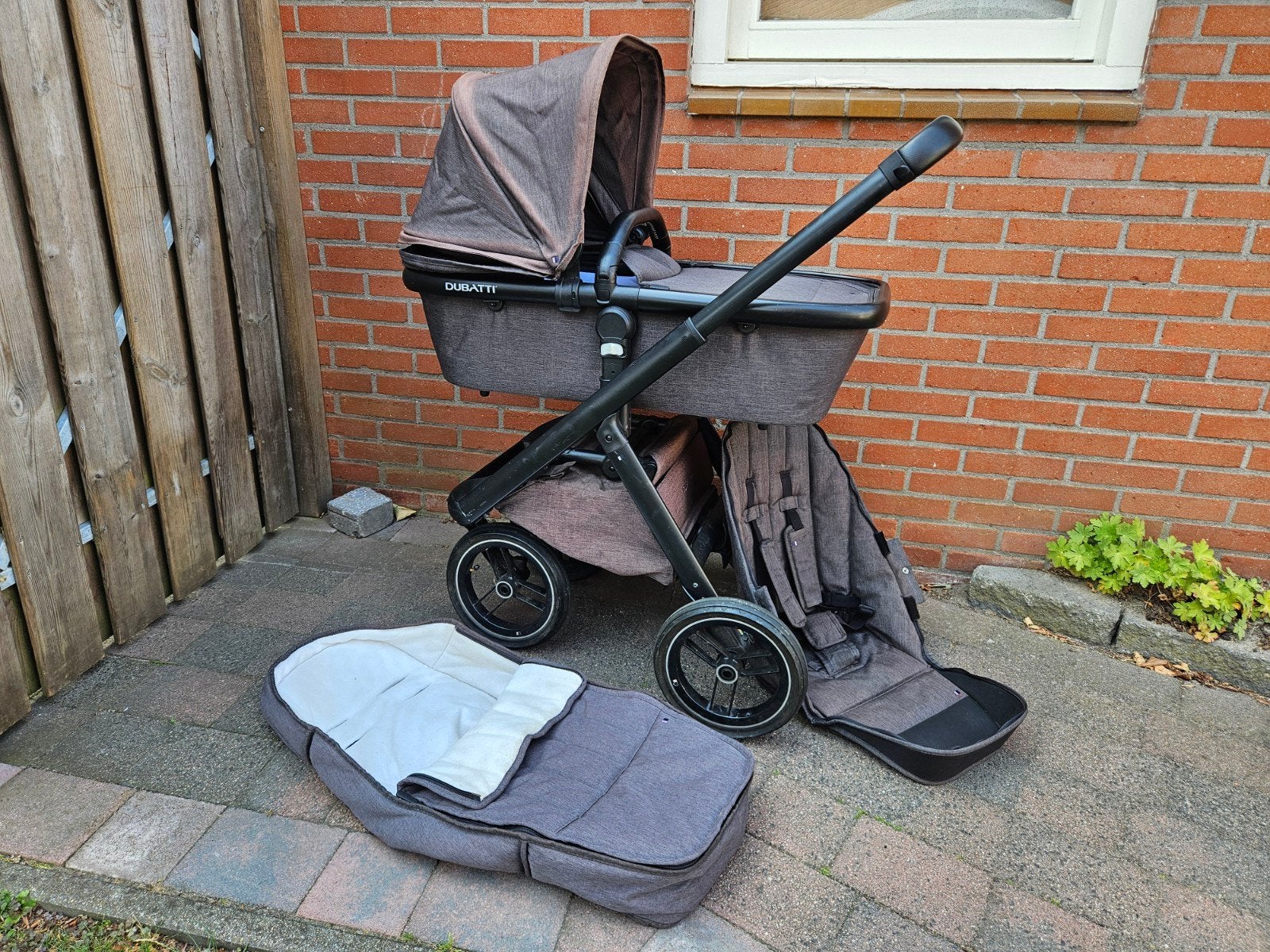 Dubatti One kinderwagen - Degelijk met gebruikssporen, Gebruikt, Verstelbare duwstang, Combiwagen, Ophalen