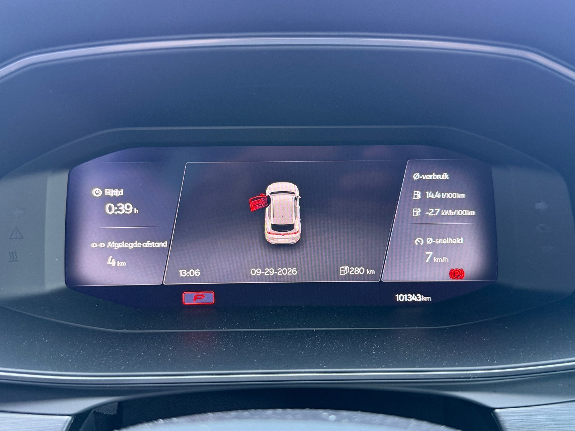 Cupra Formentor 1.4 e-Hybrid Business|Acc|Stoelverwarming|, Auto's, Gebruikt, Euro 6, 4 cilinders, Zwart