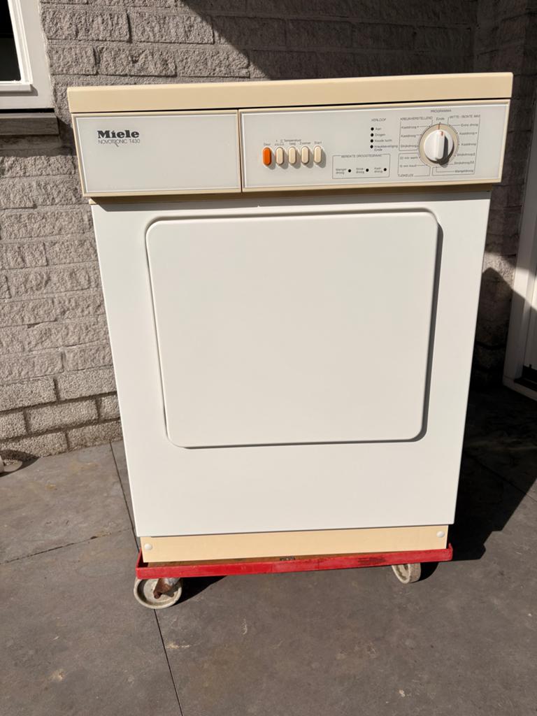Miele Novotronic T430 Luchtafvoer Droger, Witgoed en Apparatuur, Wasdrogers, Ophalen, 6 tot 8 kg, Gebruikt, Luchtafvoer