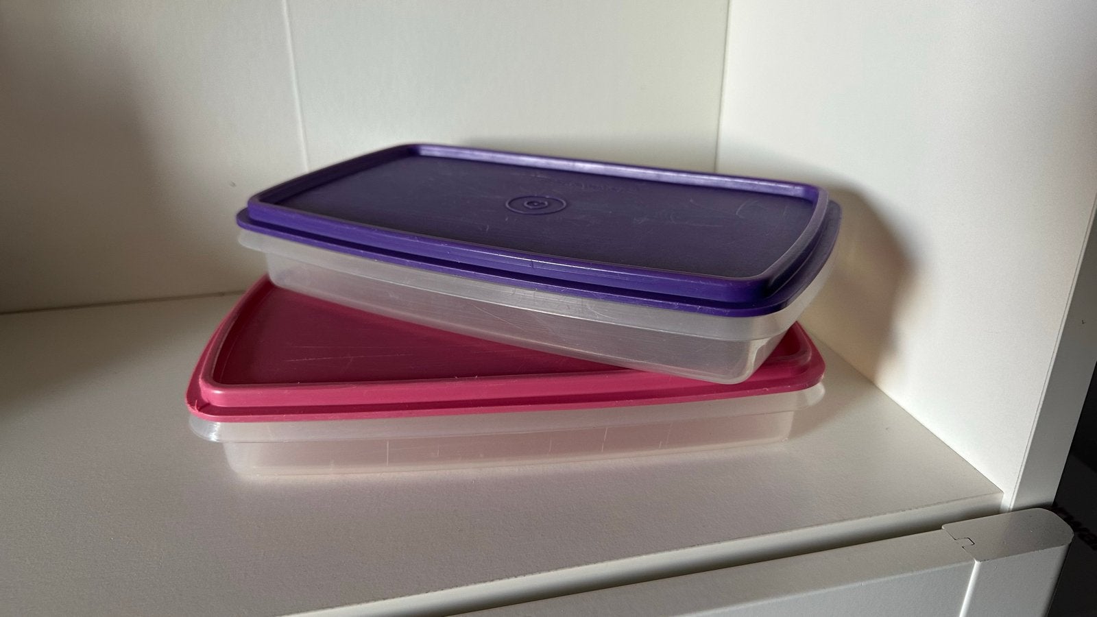 Tupperware bewaardozen met deksel - set van 2, Gebruikt, Bewaardoos, Paars, Ophalen of Verzenden