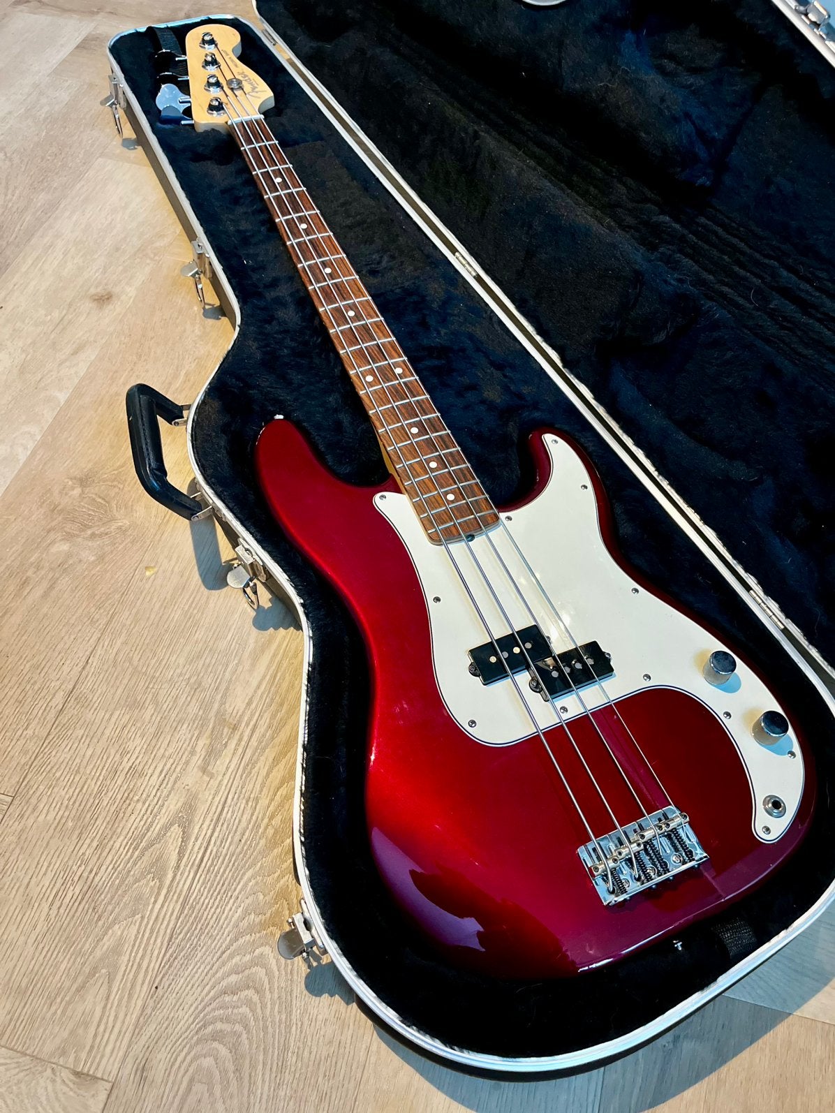 Fender Precision bass USA Candy Cola, Muziek en Instrumenten, Ophalen, Zo goed als nieuw