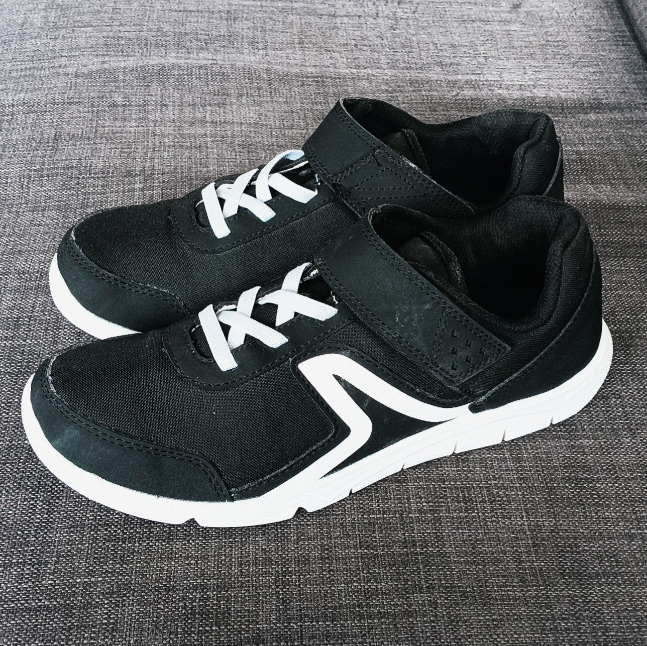 Sneakers mt 39, Ophalen of Verzenden, Zo goed als nieuw, Sneakers of Gympen