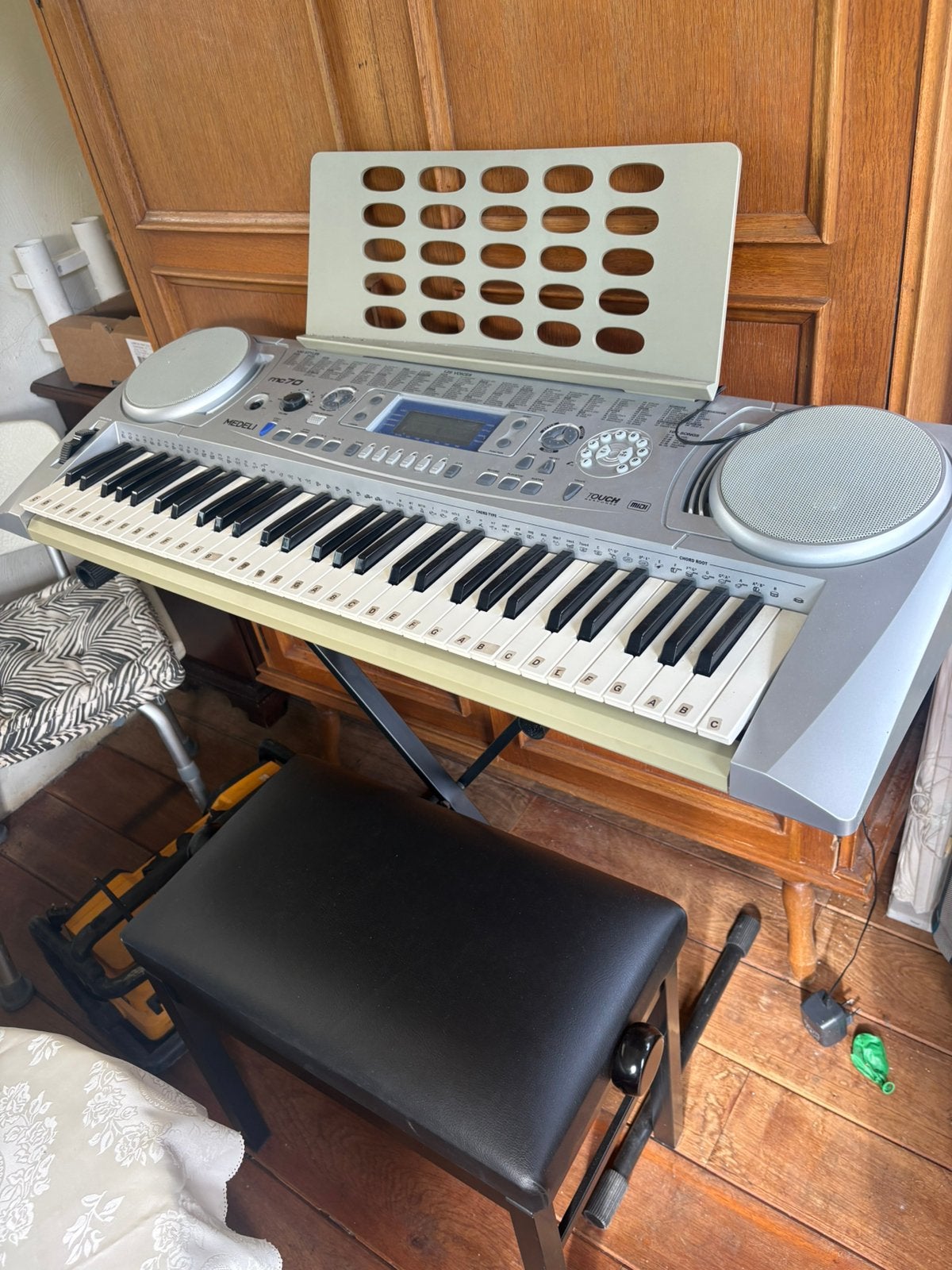 Elektronisch keyboard met pianokruk, Ophalen, Gebruikt, 61 toetsen, Overige merken