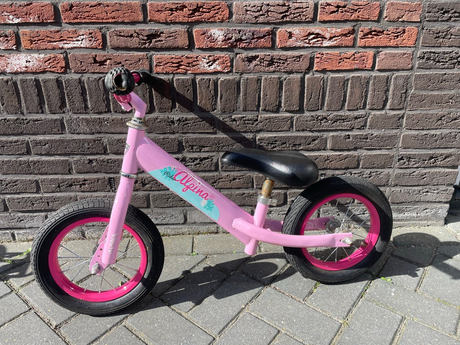 Alpina 12 inch loopfiets roze voor meisjes, Kinderen en Baby's, Ophalen of Verzenden, Gebruikt, Loopfiets