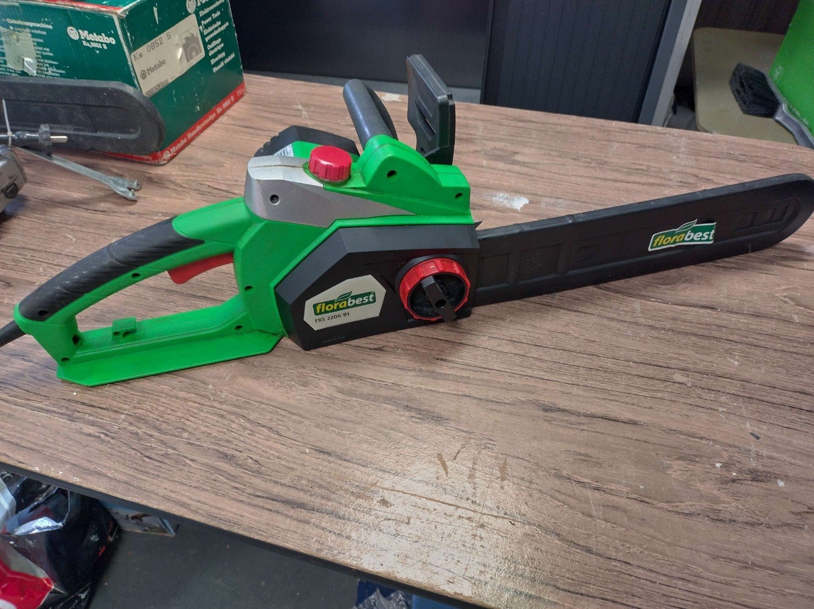 Florabest FKS 2200 B1 Elektrische Kettingzaag - 2200W, Ophalen, Gebruikt, Boomzaag, Florabest