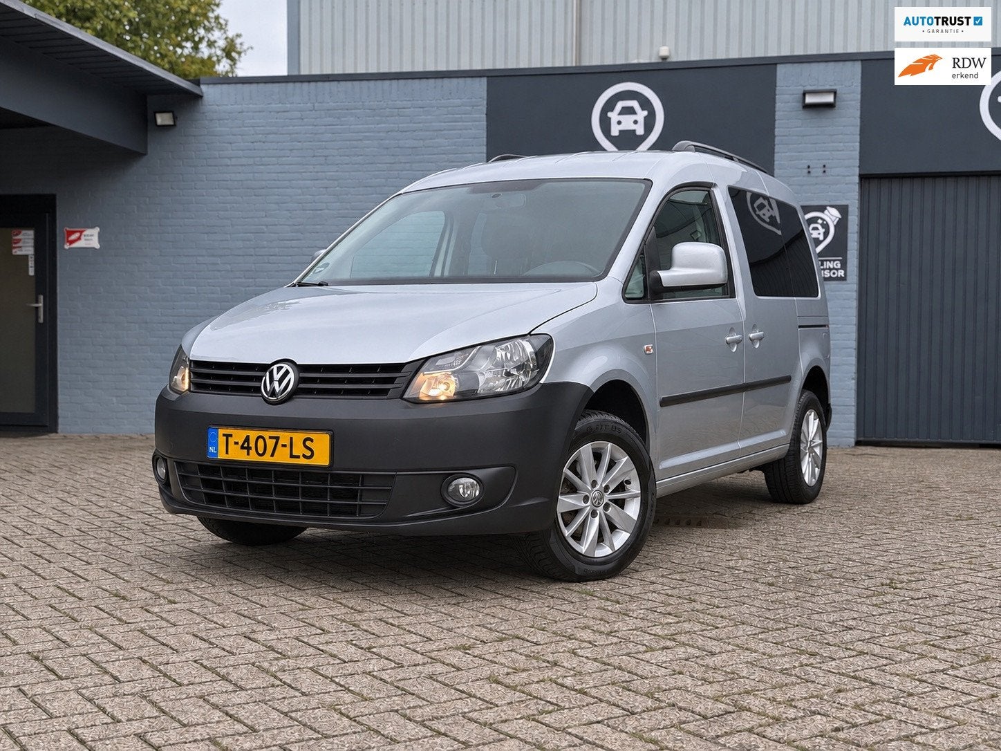 Volkswagen Caddy 1.2 TSI 5p | Airco | Cruise | Trekhaak, Euro 5, Gebruikt, 7 stoelen, Handgeschakeld