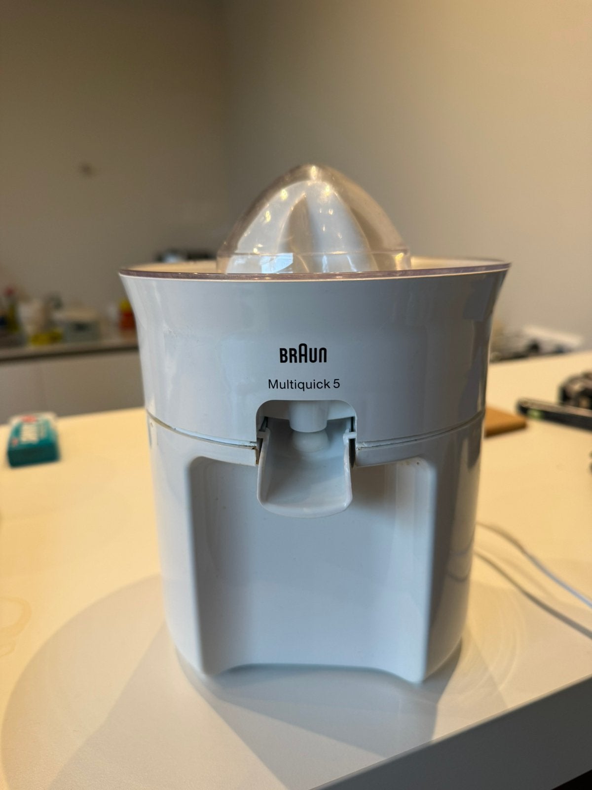 Braun Citruspers, Ophalen of Verzenden, Zo goed als nieuw, Elektrisch, Citruspers