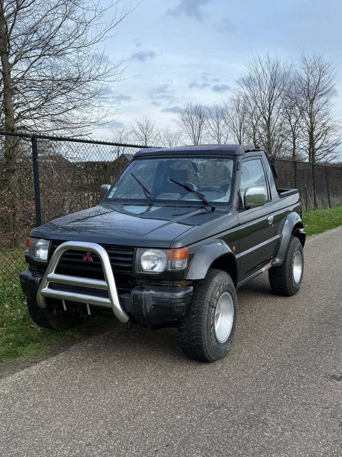 Mitsubishi Pajero 2.5 TDI Cabrio – 1991 – Zeldzaam Project, Auto's, 2500 cc, Zwart, 4 cilinders, Particulier