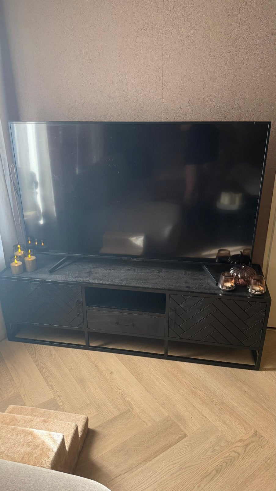 Visgraaf tv kast zwart, 150 tot 200 cm, Ophalen of Verzenden, Zo goed als nieuw, Minder dan 100 cm
