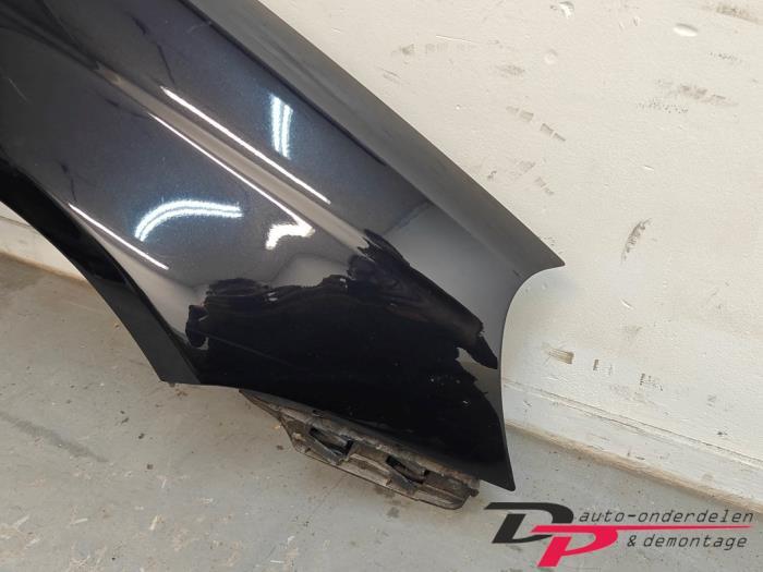 Scherm rechts-voor van een Volkswagen Golf (LC9X), Gebruikt, -, Volkswagen, -