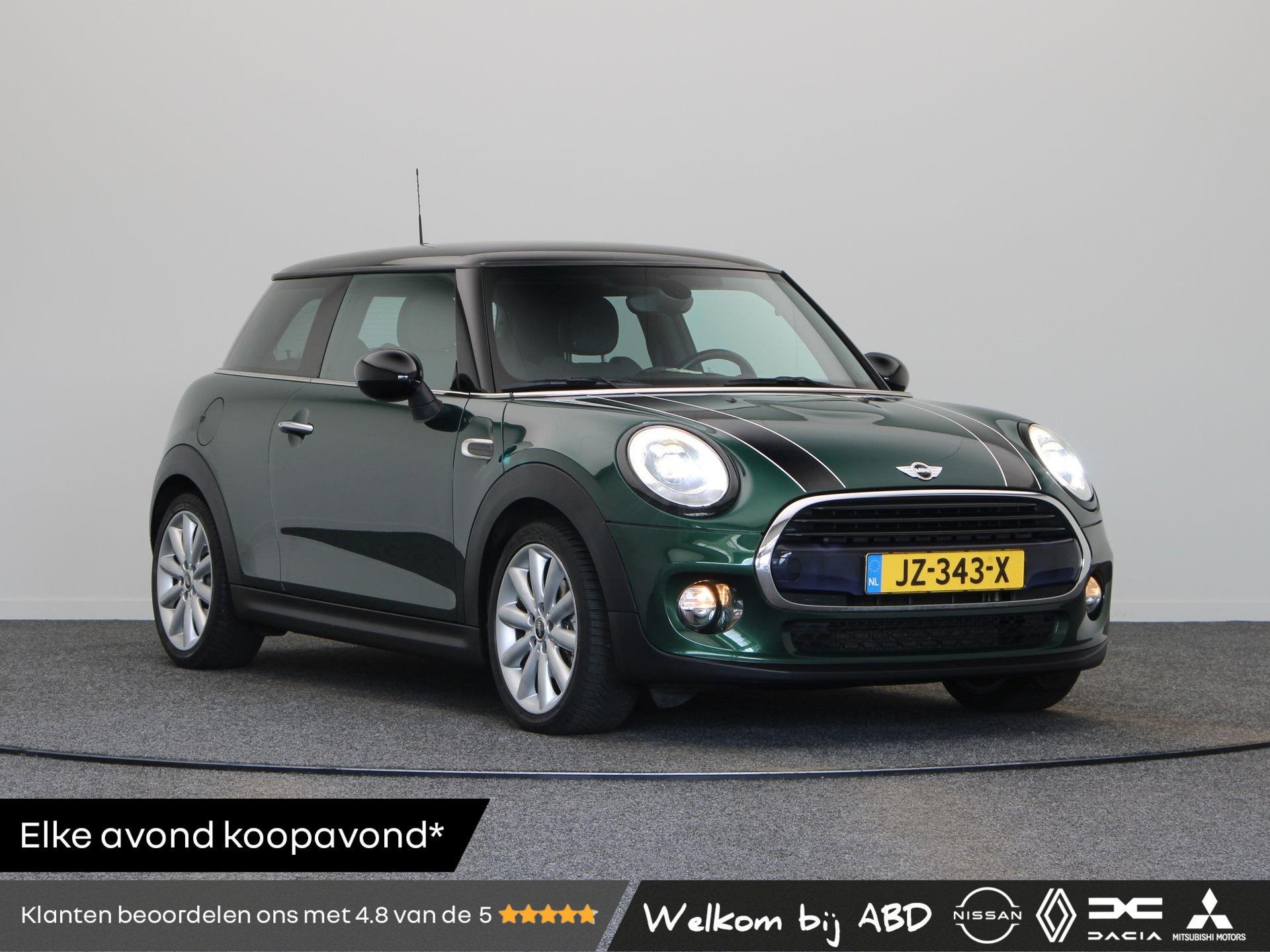 MINI 3-Deurs 1.5 Cooper Serious Business | Sportstoelen | Sp, Auto's, Mini, Voorwielaandrijving, Gebruikt, 4 stoelen, 49 €/maand