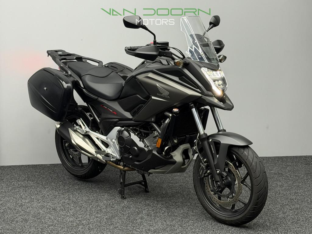 Honda NC 750X C-ABS | Koffers | 2019 | 11DKM! | NC 750 X, Motoren, Motoren | Honda, Info@vandoornmotors.nl, 745 cc, Kraaivenstraat 23-5
5048AB  TILBURG, NL