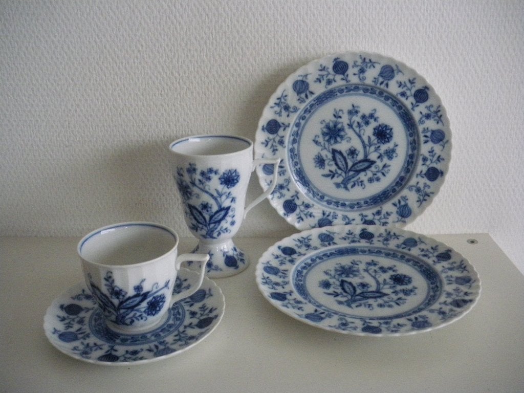 Royal Tettau echt Kobalt Drache Modell servies, Overige merken, Ophalen of Verzenden, Zo goed als nieuw, Bord(en)