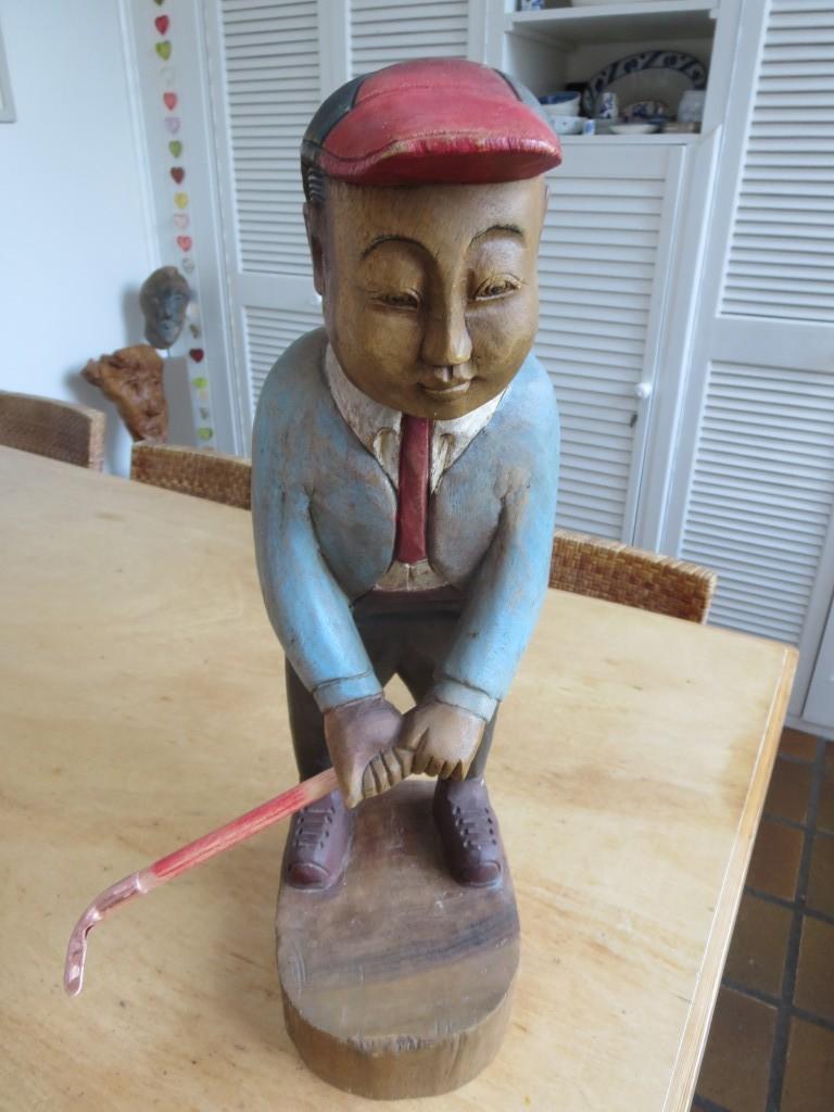 Golfer met golfstick, 54 cm hoog, Antiek en Kunst, Art nouveau, Beeld, Hout, Meerkleurig