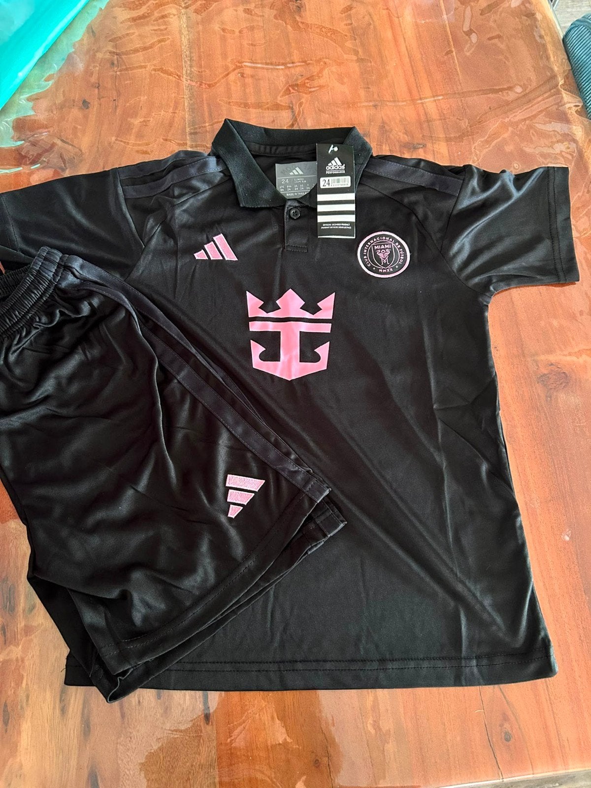 Inter Miami uit en thuis tenues, Maat XS of kleiner, Ophalen of Verzenden, Nieuw, Set