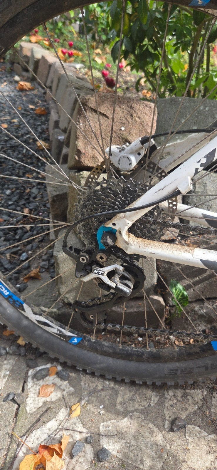 Foto 7 van Cube LTD Pro Mountainbike 18 inch