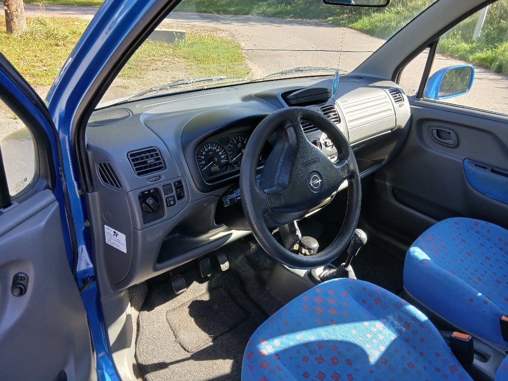 Opel Agila 1.2 I 16V 2000 Blauw apk 27-02-2027, foto 9