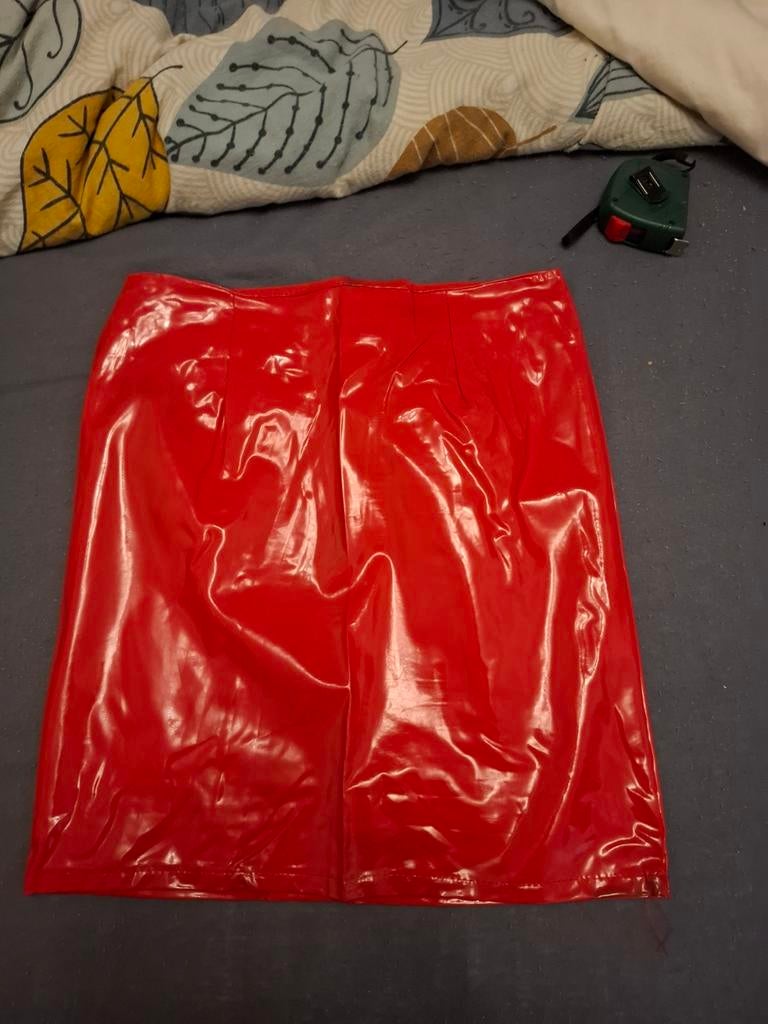 Latex rokje, Kleding | Dames, Ophalen of Verzenden, Zo goed als nieuw, Maat 36 (S), Boven de knie