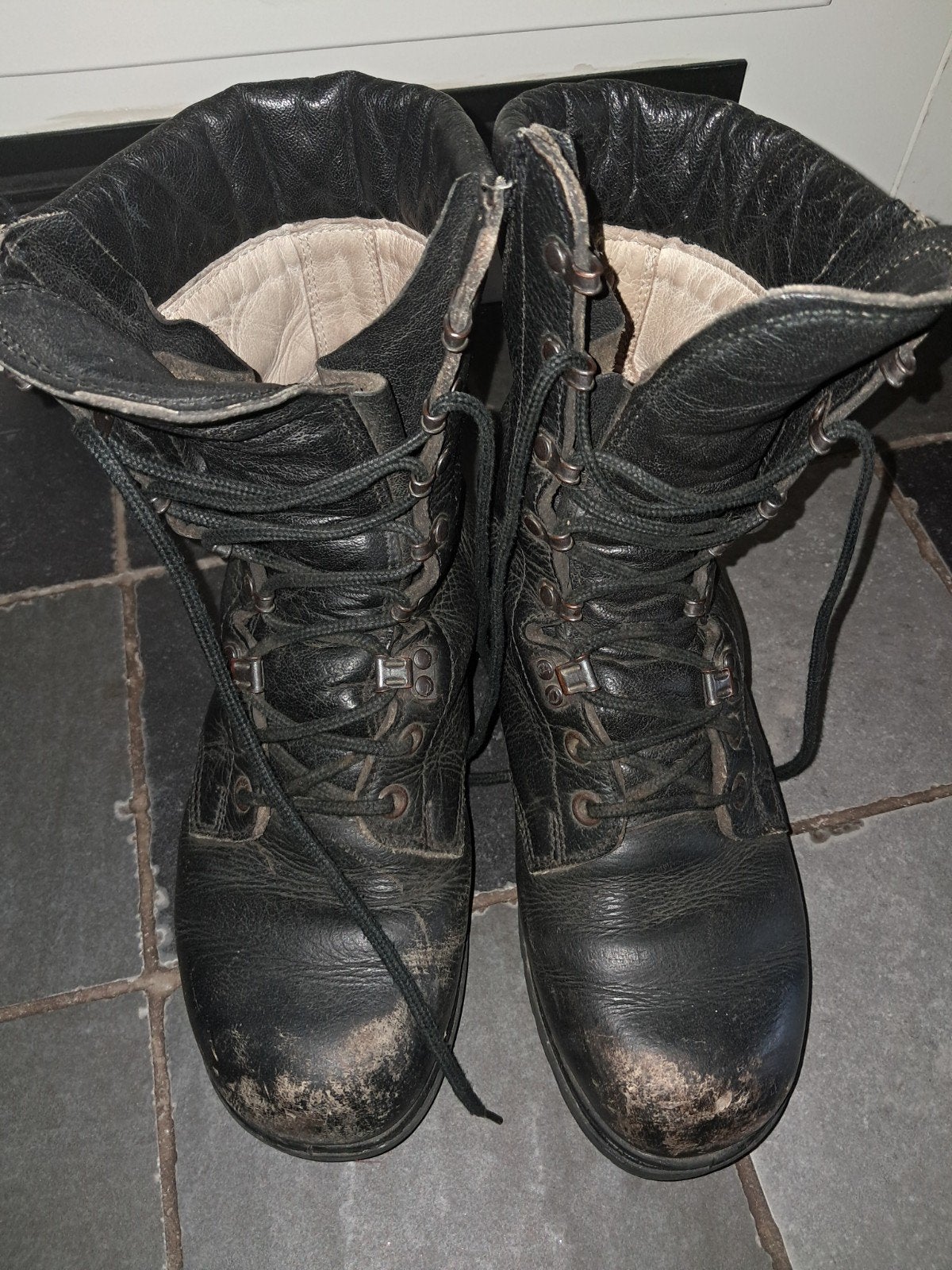 Zwarte leren legerkisten, maat 42, Kleding | Heren, Schoenen, Onbekend, Zwart, Boots, Ophalen of Verzenden