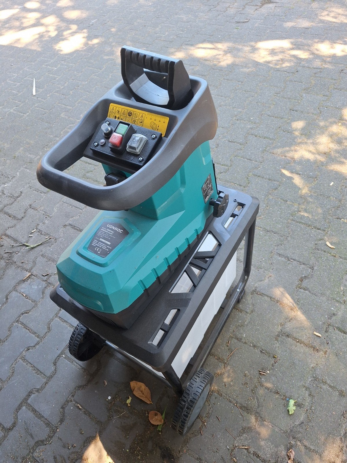 Vonroc GS503AC Stille Hakselaar 2800W met Opvangbak, Tuin en Terras, Hakselaars, Ophalen, Met opvangbak, Elektrisch, Vonroc