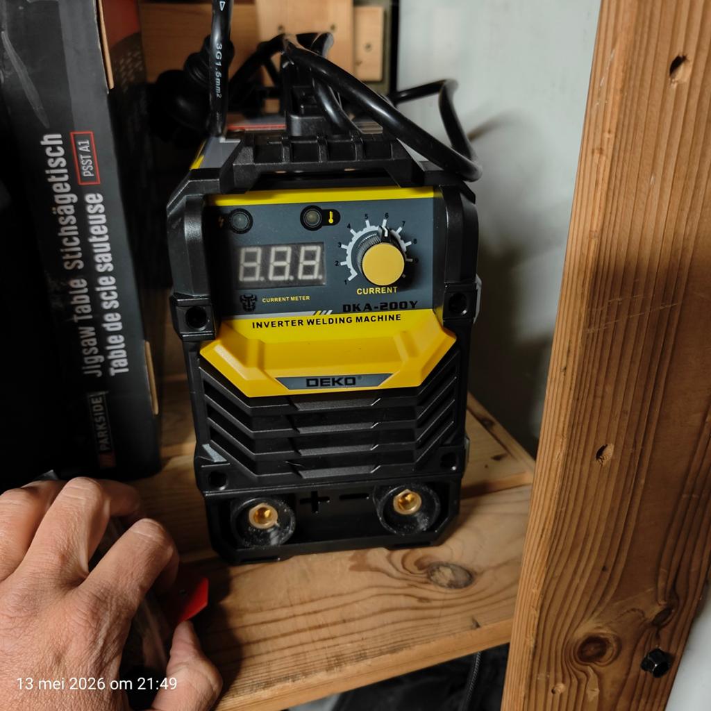 DEKO DKA-200Y Inverter Lasapparaat, Doe-het-zelf en Verbouw, Gereedschap | Lasapparaten, Ophalen of Verzenden, Gebruikt, 150 tot 250 ampère
