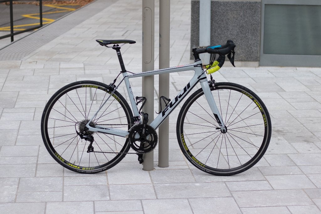 Fuji SL Series Carbon, Fietsen en Brommers, 28 inch, Carbon, Velgrem, Zo goed als nieuw