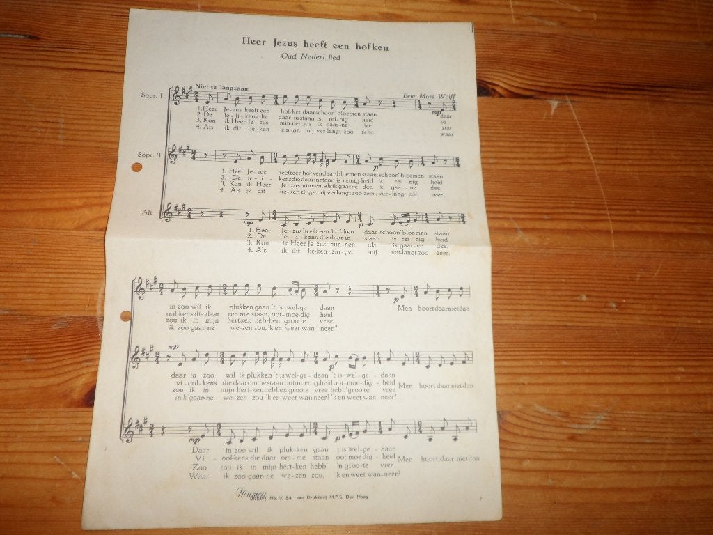 Heer jezus heeft een hofken - bew. Moss. Wolff, Muziek en Instrumenten, Bladmuziek, Gebruikt, Ophalen of Verzenden, Koor, Religie en Gospel