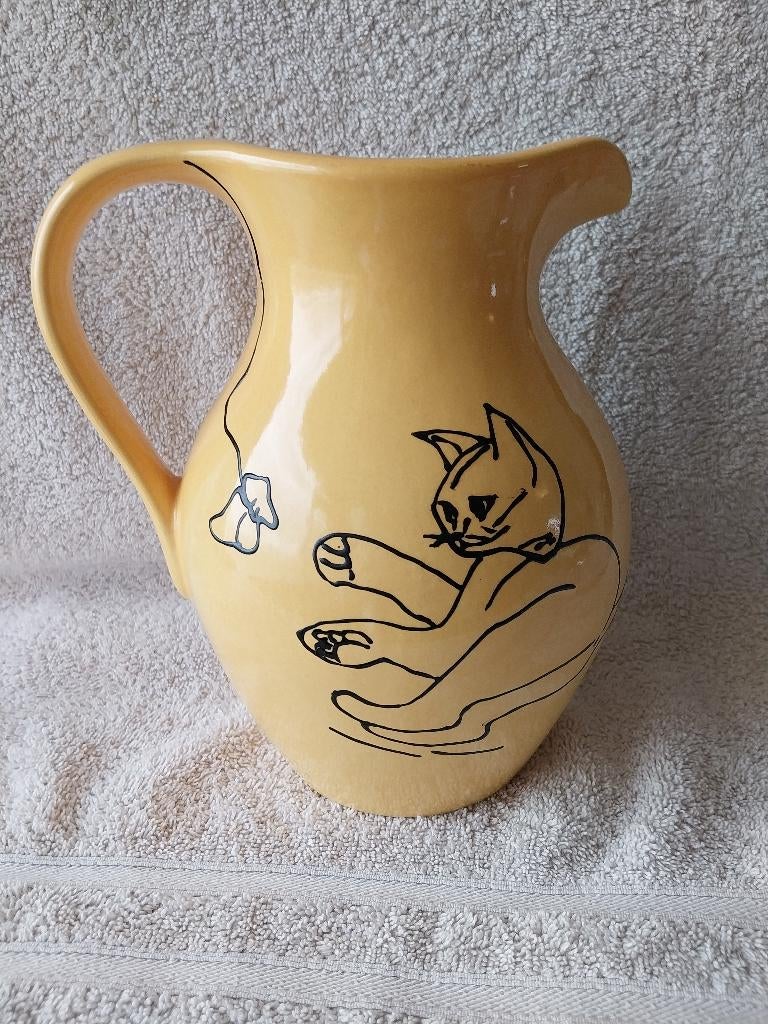 Schenkkan met tekening poes met vlinder., Ophalen of Verzenden