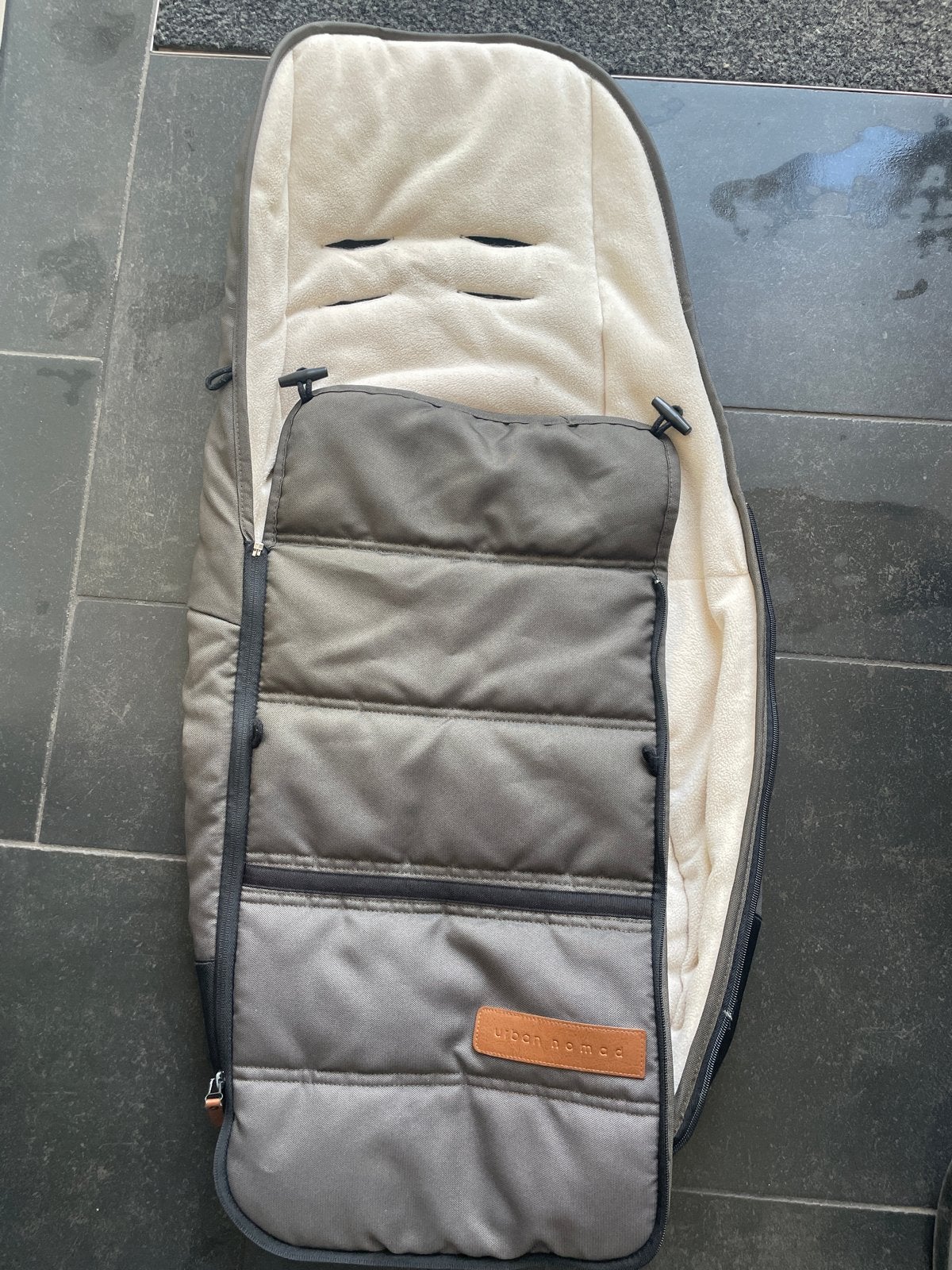 Mutsy voetenzak Urban Nomad, Kinderen en Baby's, Kinderwagens en Combinaties, Ophalen, Zo goed als nieuw, Kinderwagen, Mutsy