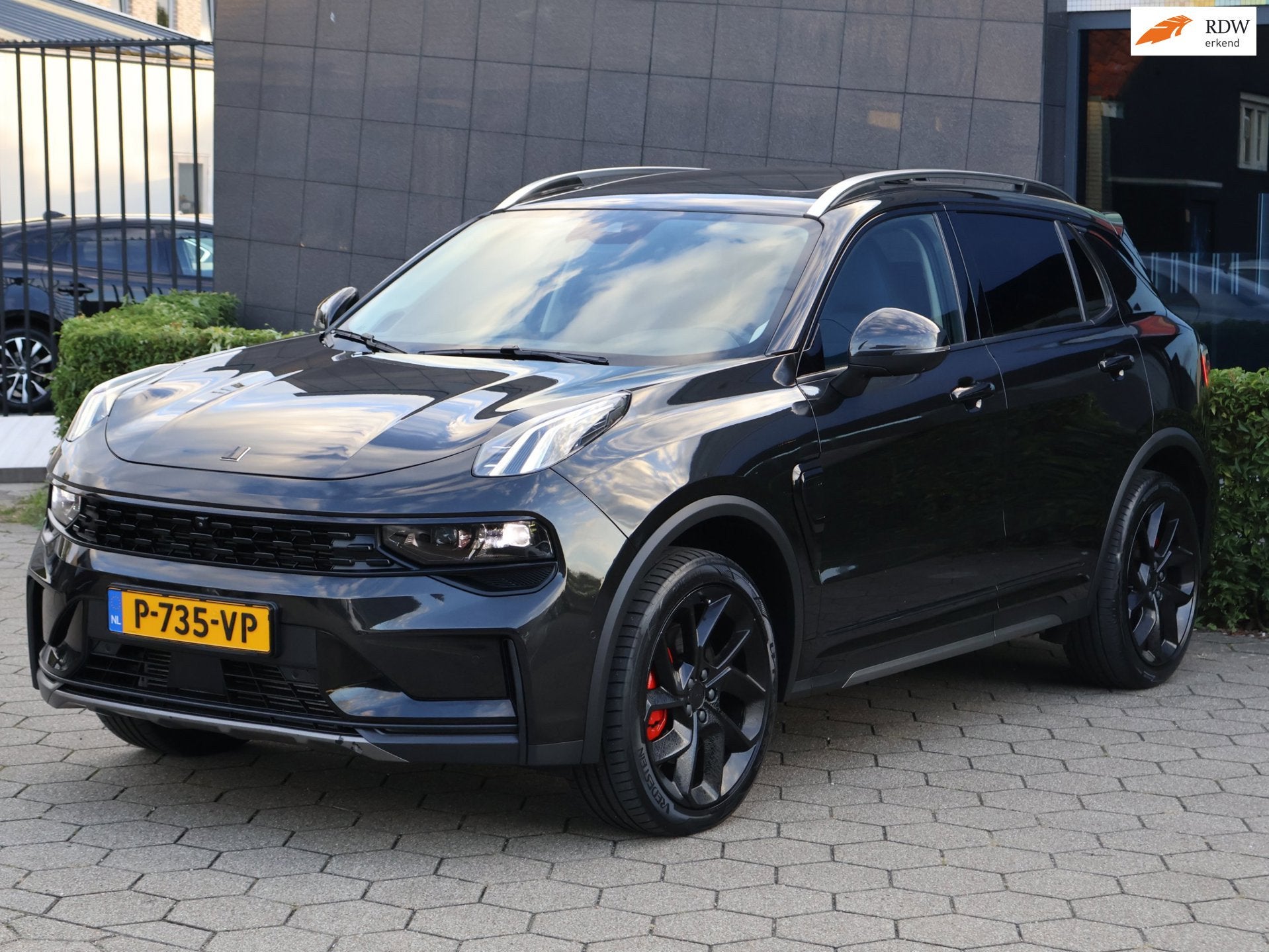 Lynk & Co 01 1.5 Black Edition |Pano|360|Autopark|Adaptive, Auto's, Bedrijf, 1854 kg, 3 cilinders, SUV of Terreinwagen