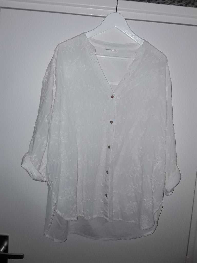 Encuentro Witte Blouse Met Leuke Bloemetjes Patroon Maat M, Kleding | Dames, Maat 38/40 (M), Encuentro, Wit, Ophalen of Verzenden