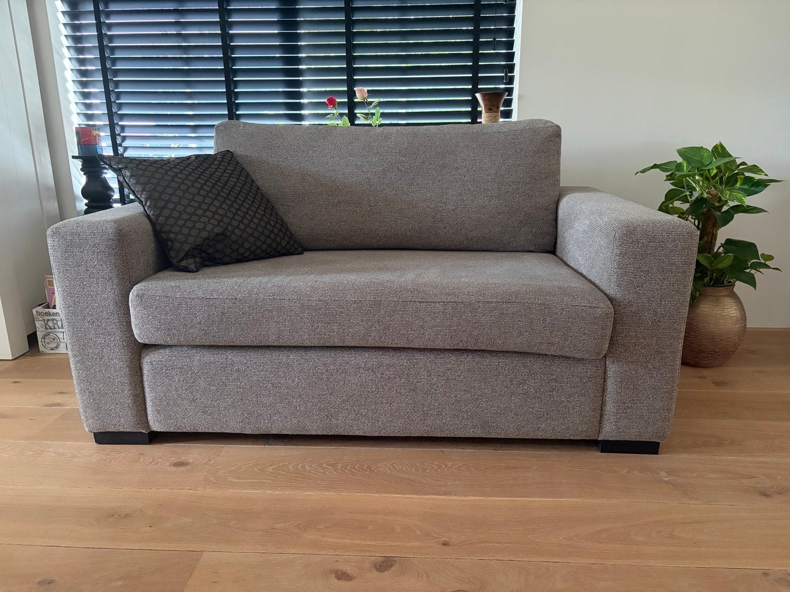 Zo goed als nieuwe design 2-persoonsbank (160x93), Ophalen, 150 tot 200 cm, Tweepersoons, 75 tot 100 cm