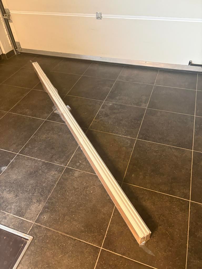 40x Gegronde Plinten 240 cm, 18x119 mm, Nieuw in verpakking, Ophalen, Nieuw, Mdf, 200 tot 250 cm