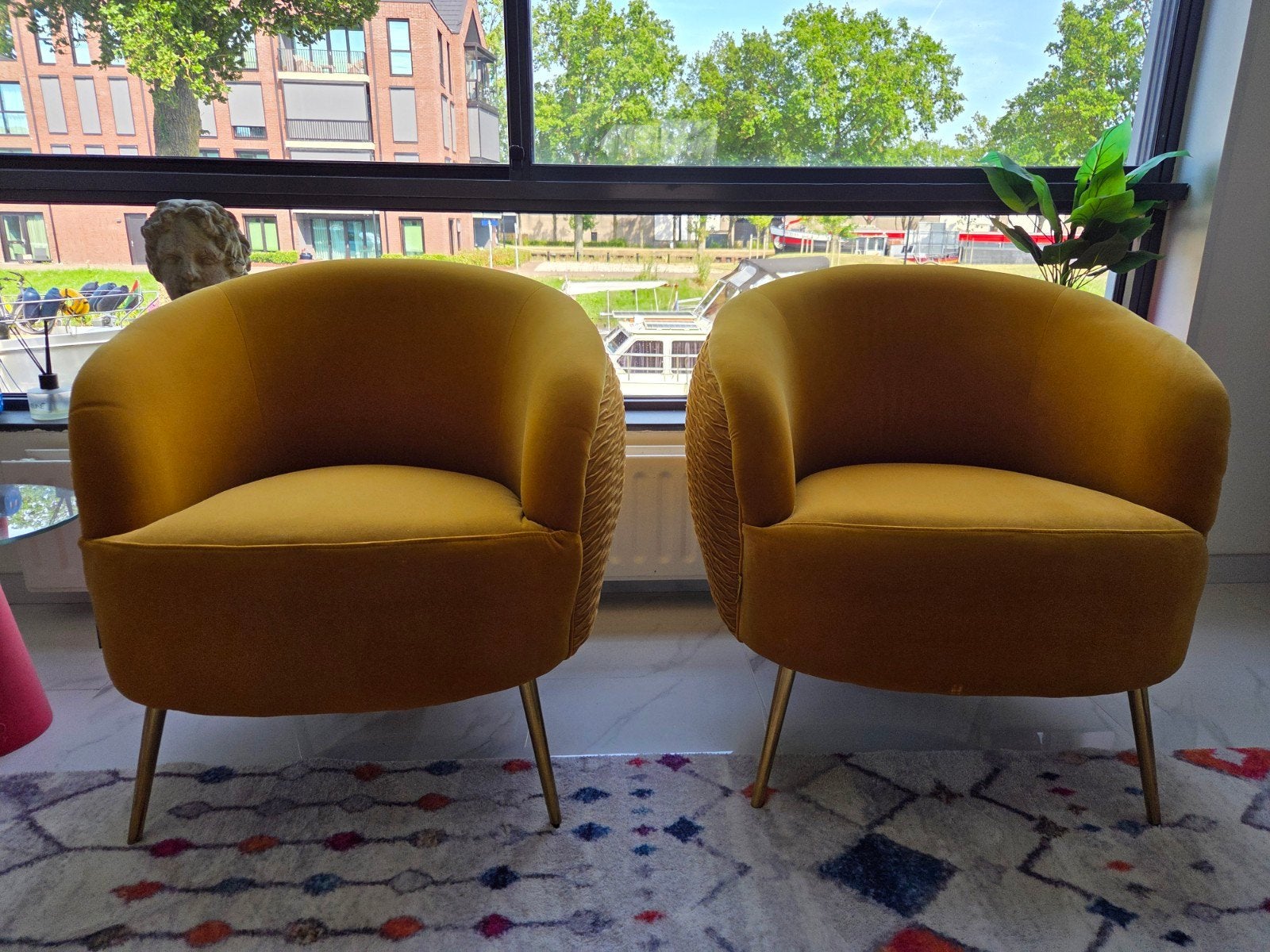 set BOLD MONKEY So Curvy stoelen Ochre totaal eur 450, Huis en Inrichting, Ophalen, Minder dan 75 cm, Modern, Luxe, Comfortabel