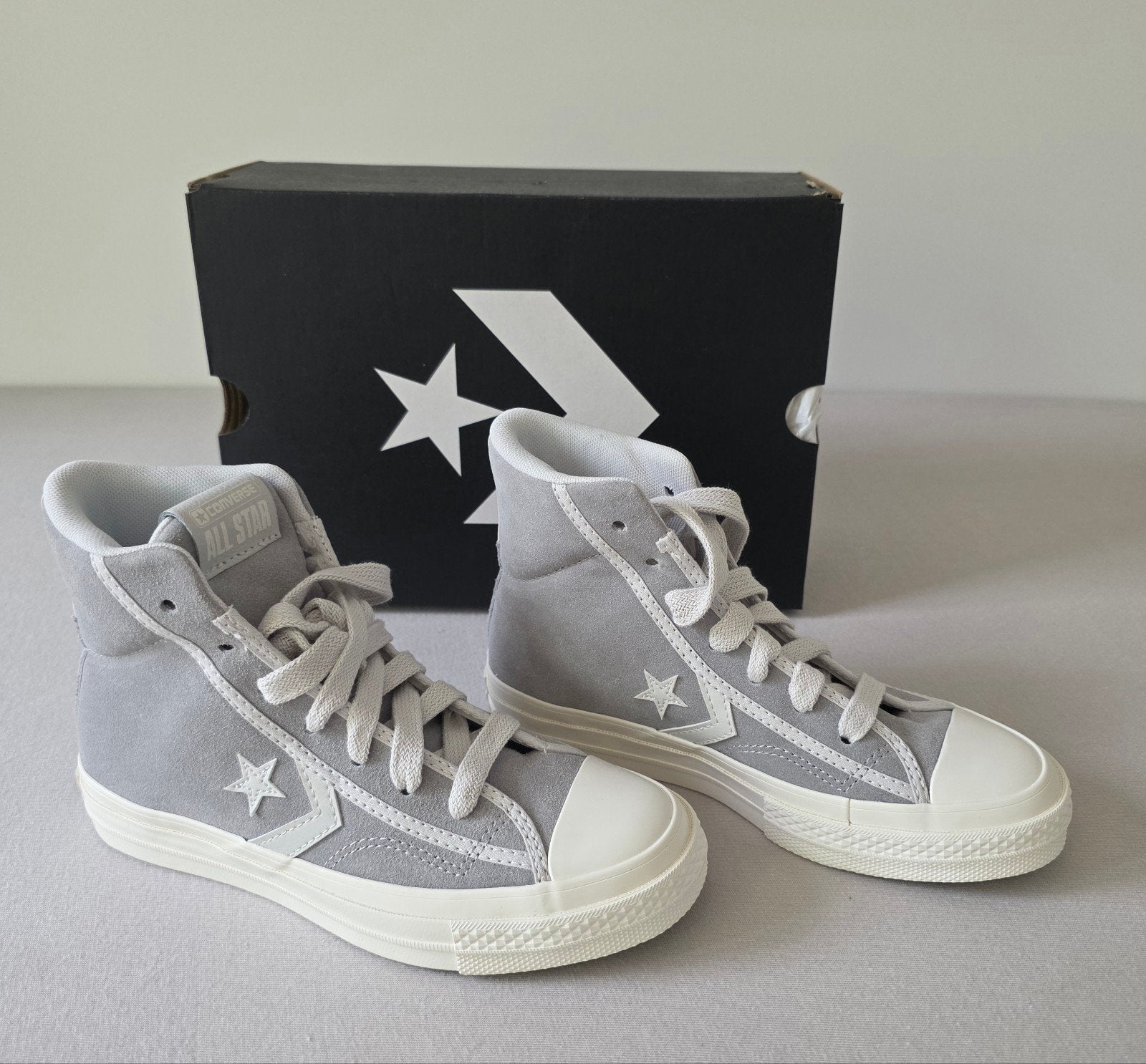 Converse Star Player 76 Hi - Grijs - Maat 35.5. Nieuw., Converse inc., Verzenden, Nieuw, 1 Lovejoy Wharf, Boston, MA 02114, Verenigde Staten