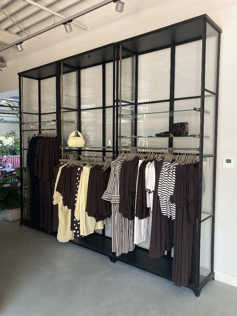 Scotch & Soda kast/vitrinekast 35 stuks in goede staat., Zakelijke goederen, Ophalen