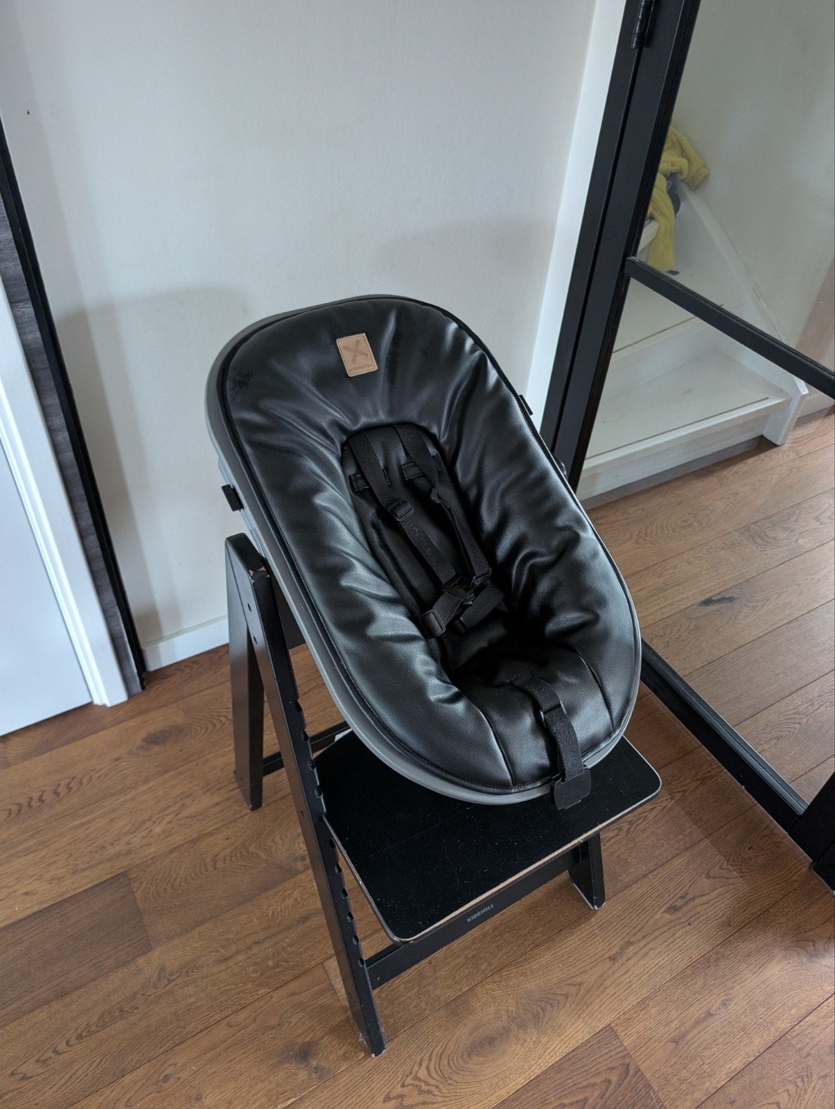Kidsmill Up Kinderstoel met Newborn Set Zwart, Ophalen, Gebruikt, Meegroeistoel, Aanschuifbaar