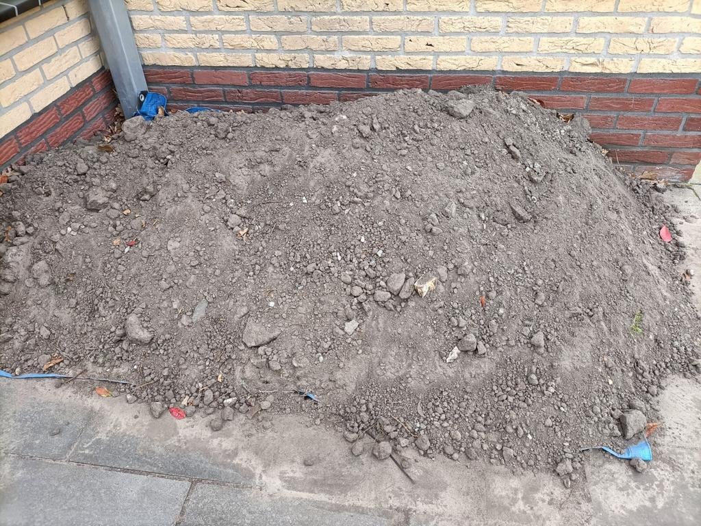 Zwarte grond gratis, Ophalen of Verzenden