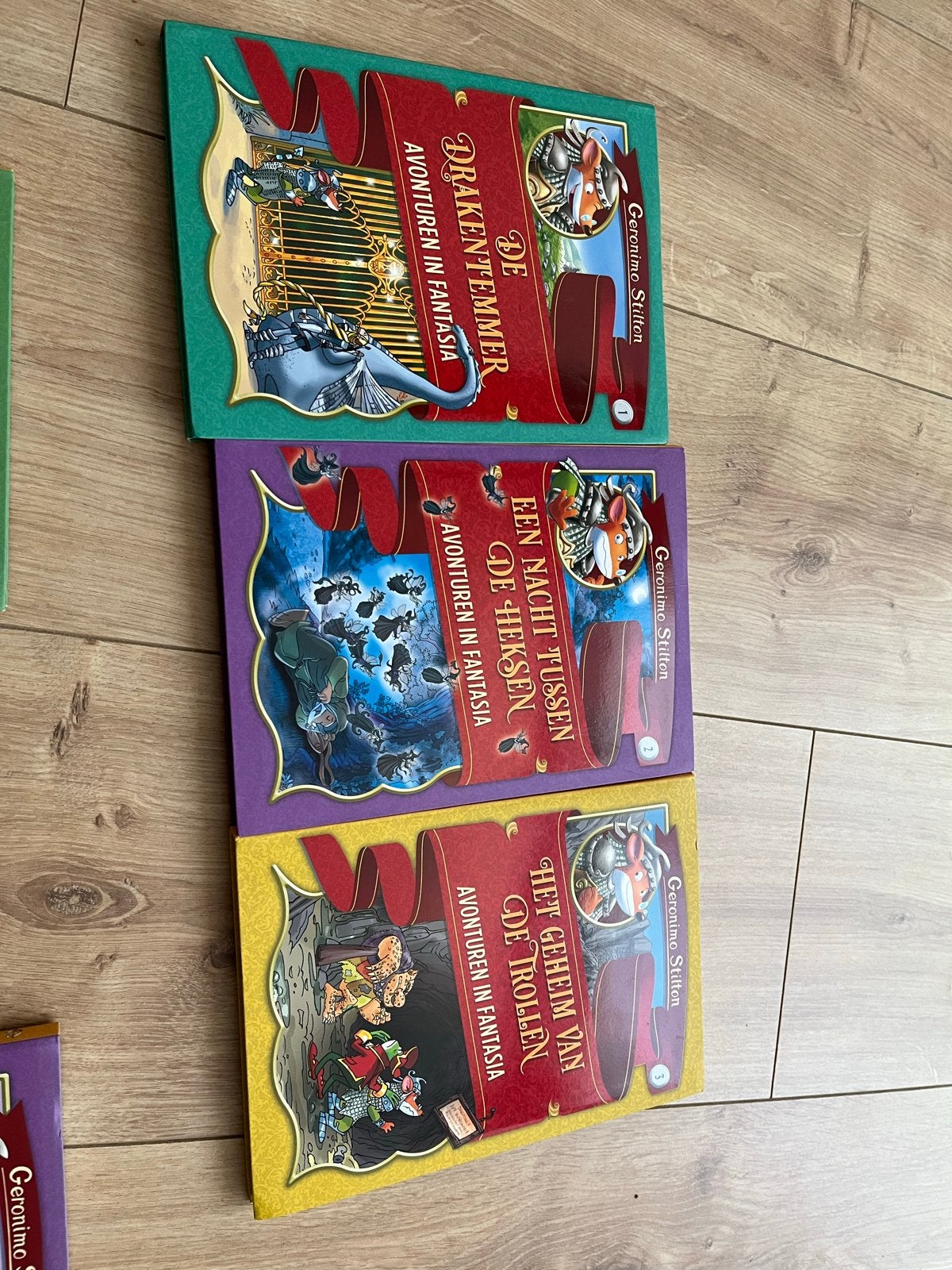 Geronimo Stilton Avonturen in Fantasia - 9 boeken, Boeken, Ophalen, Zo goed als nieuw, Fictie