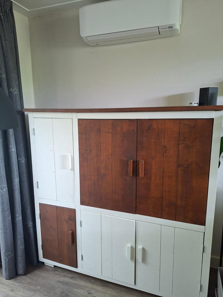 Hoge kast en tv kast, Ophalen, 25 tot 50 cm, Minder dan 150 cm, 100 tot 150 cm