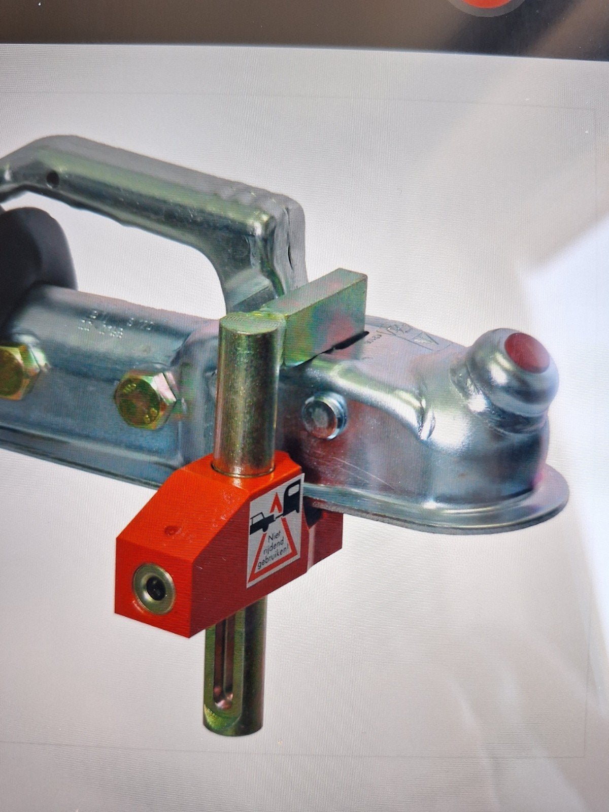 Disselslot Double Lock, Ophalen