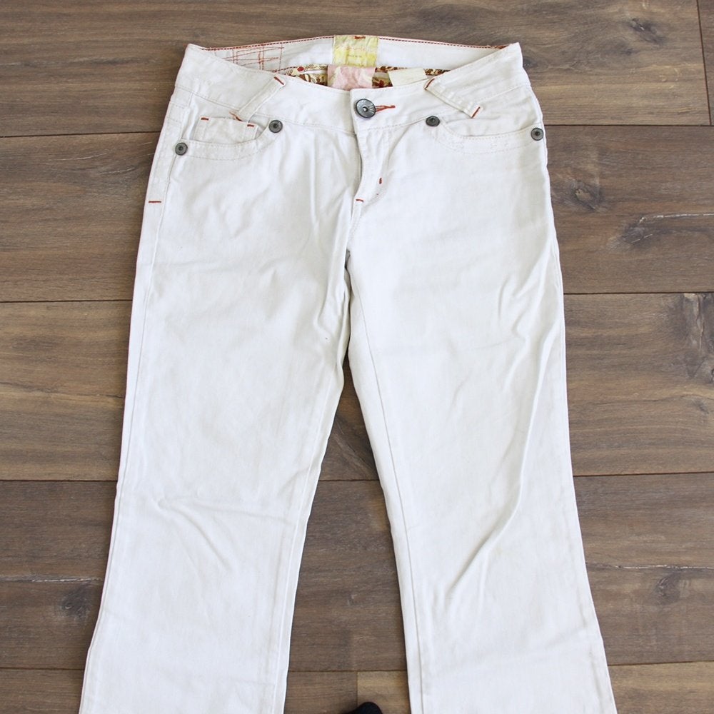 Mooie Circle Of Trust Marlow Jeans - 99 (Size 27/S) € 35,-, Wit, Ophalen of Verzenden, W27 (confectie 34) of kleiner, Gedragen