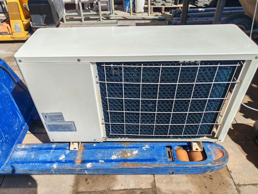 Zwembad warmtepomp ECO 8 met pomp en filter, Ophalen, Gebruikt, Verwarming