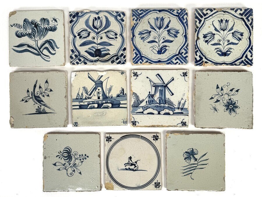 293. Delfts blauwe tegels, bloemen en windmolens, 18e eeuw