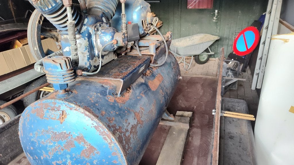 compressor te koop, Ophalen, Gebruikt, 200 tot 400 liter/min, 6 tot 10 bar