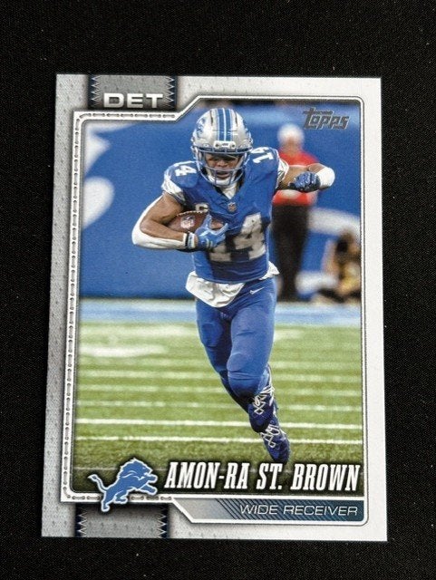 Topps 2026 Flagship Football nr. 66, Verzenden, Nieuw, Overige sporten, Spelerskaart