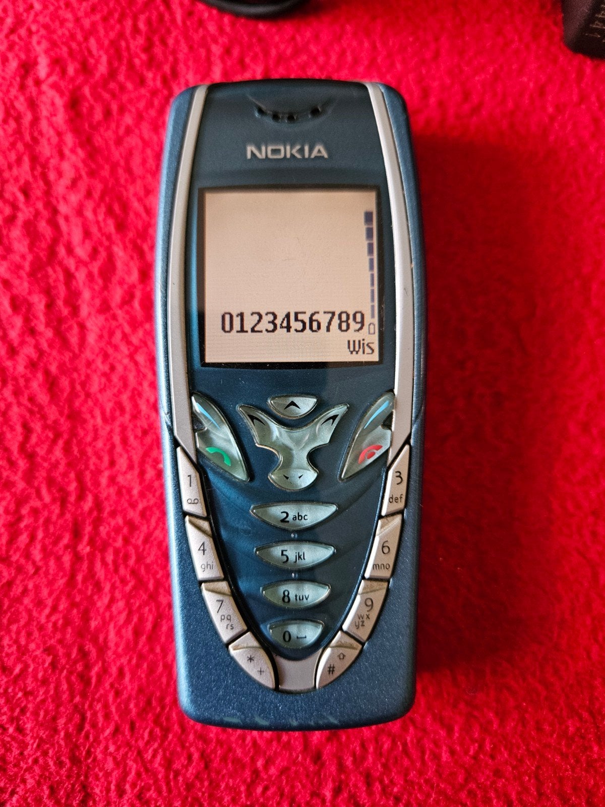 100% goed werkende Nokia telefoon model 7210,met oplader €15, Overige kleuren, Geen camera, Fysiek toetsenbord, Ophalen of Verzenden