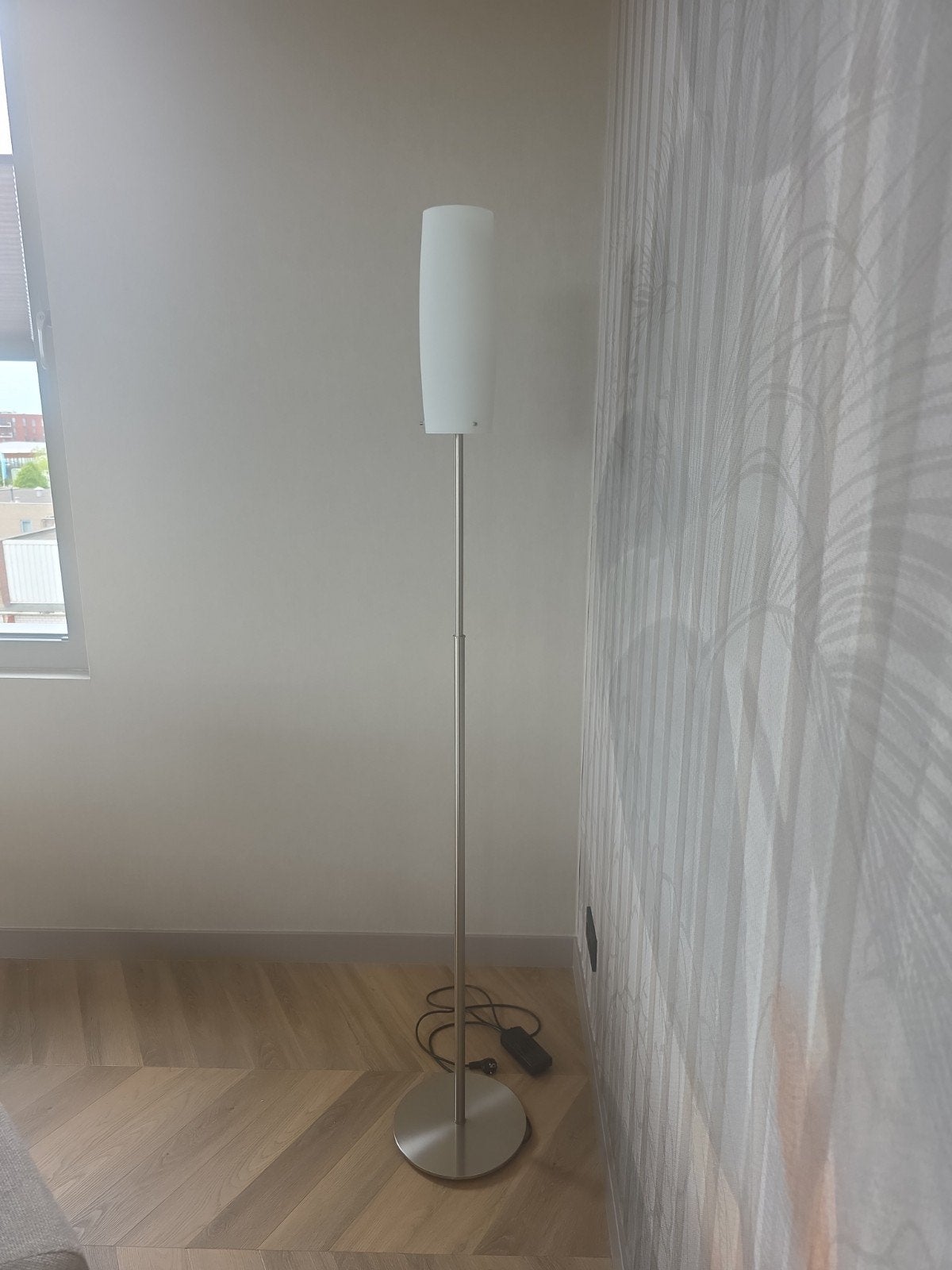 Staande vloerlamp RVS met glazenkap, Ophalen of Verzenden