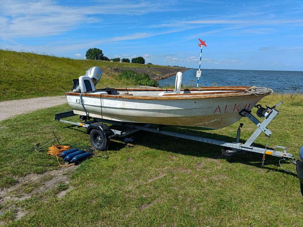 Polyester visboot Honda 10pk langstaart inclusief trailer, Visboot, Ophalen, Polyester, Trailer