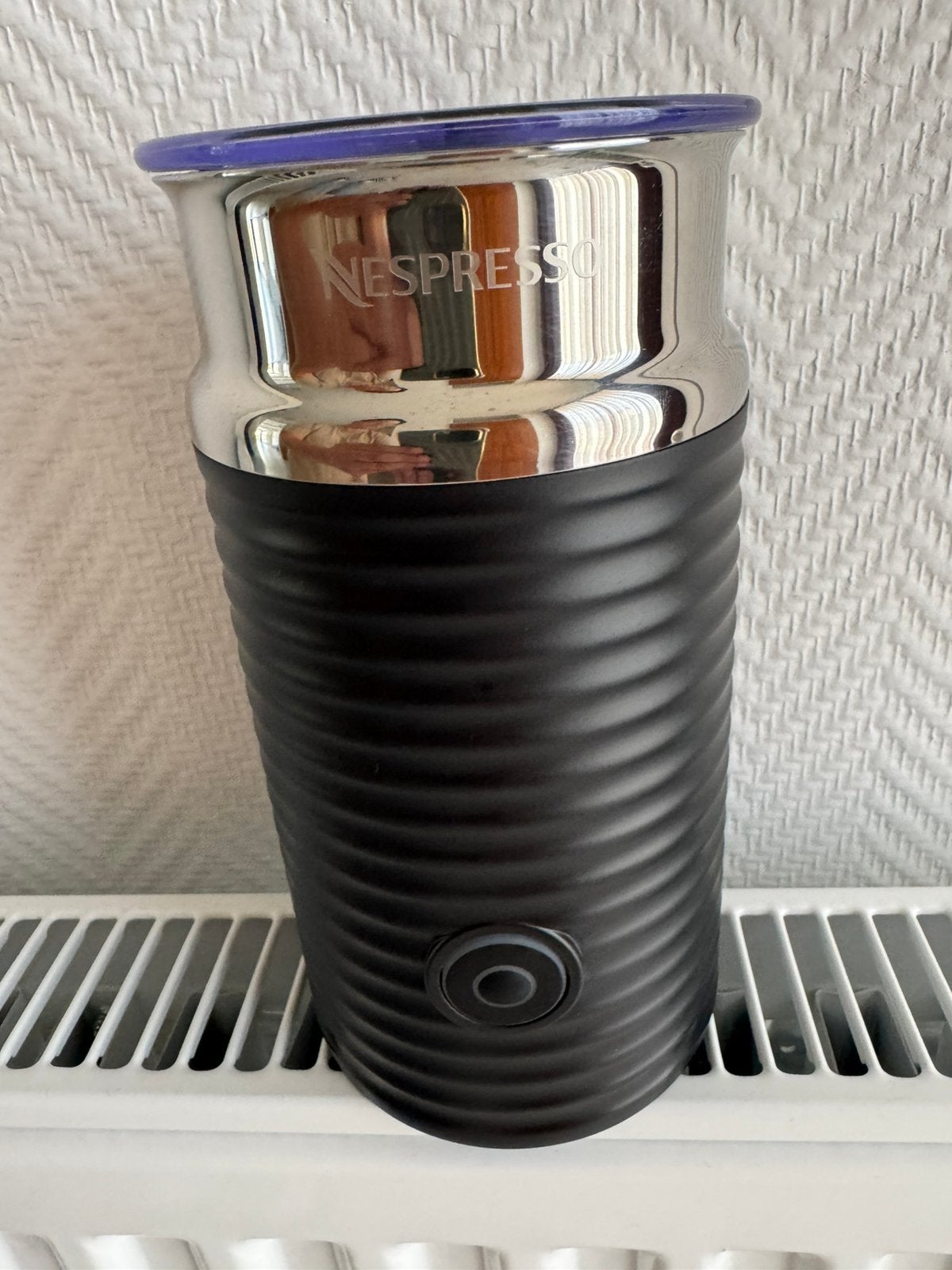 Nespresso Aeroccino 3 Melkopschuimer, Ophalen of Verzenden, Gebruikt, Elektrische melkopschuimer